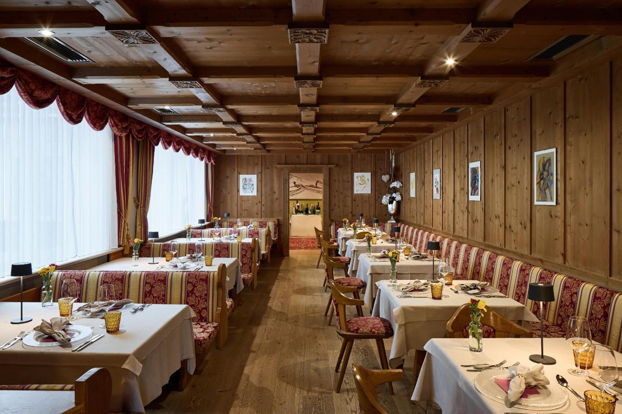 Dolomites Wellness Hotel Savoy Ла Вилла Экстерьер фото