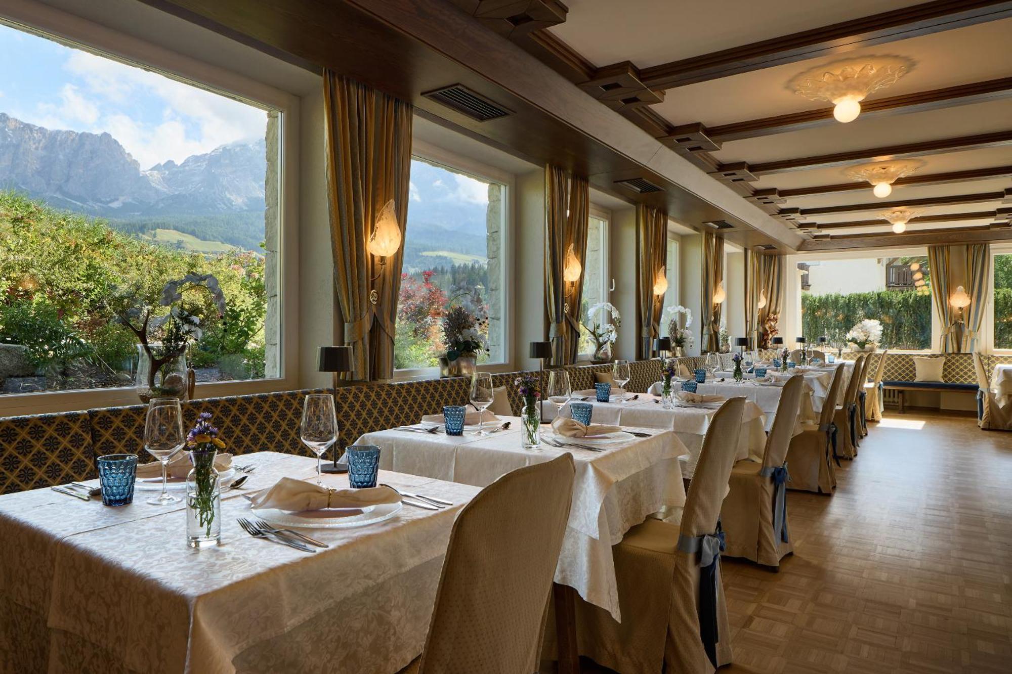 Dolomites Wellness Hotel Savoy Ла Вилла Экстерьер фото